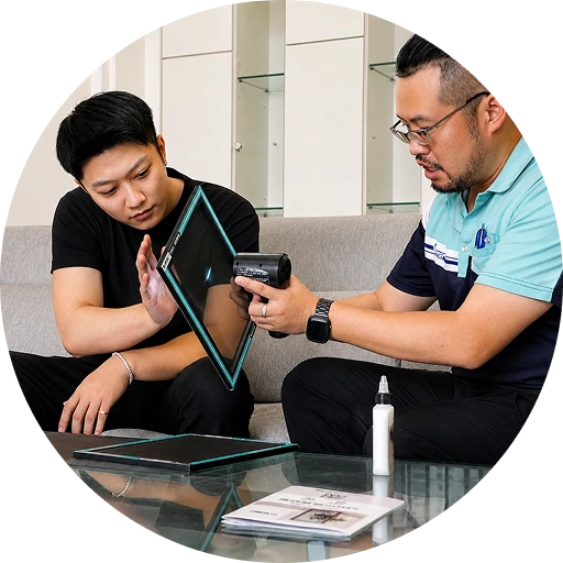 技術人員到府向屋主說明紗窗規劃